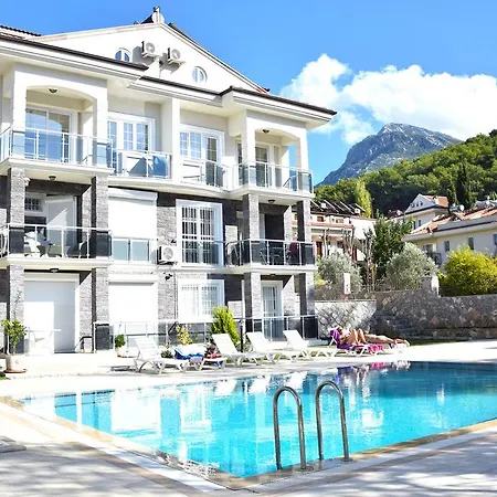 Fortress Park E4 Holiday home
